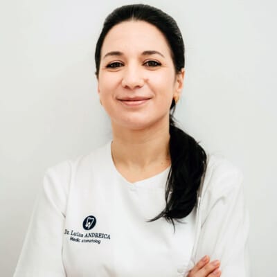 Dr. Luiza Andreica, medic stomatolog, specialist endodonție si estetică dentară
