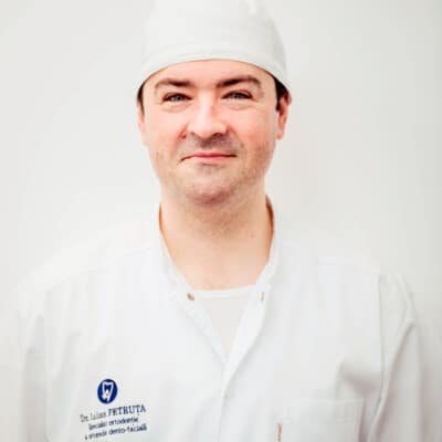 Dr. Iulian Petruța, medic stomatolog, specialist ortodonție și ortopedie dento-facială